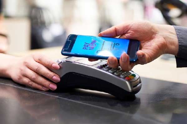 如盈财女：1.20黄金横盘有望上行，原油弱势下行