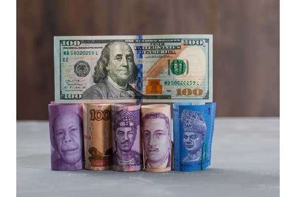 如盈财女：1.20黄金横盘有望上行，原油弱势下行